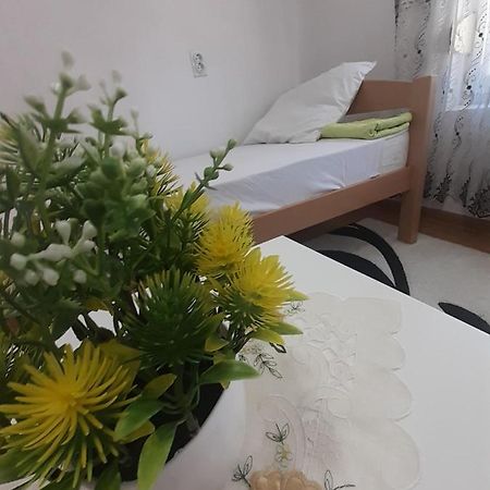 Bella Apartment Skopje Bagian luar foto