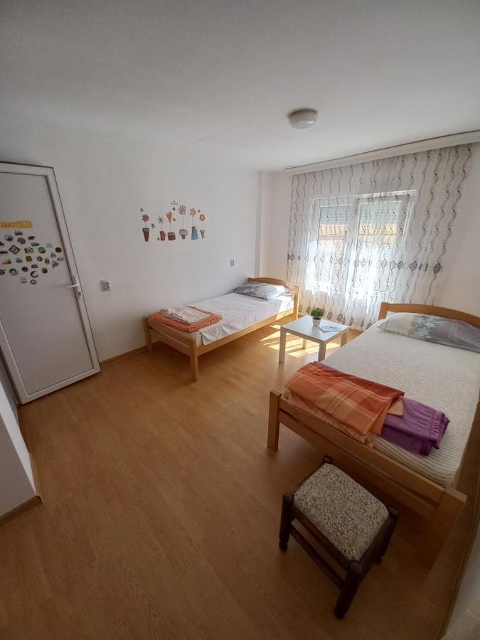 Bella Apartment Skopje Bagian luar foto